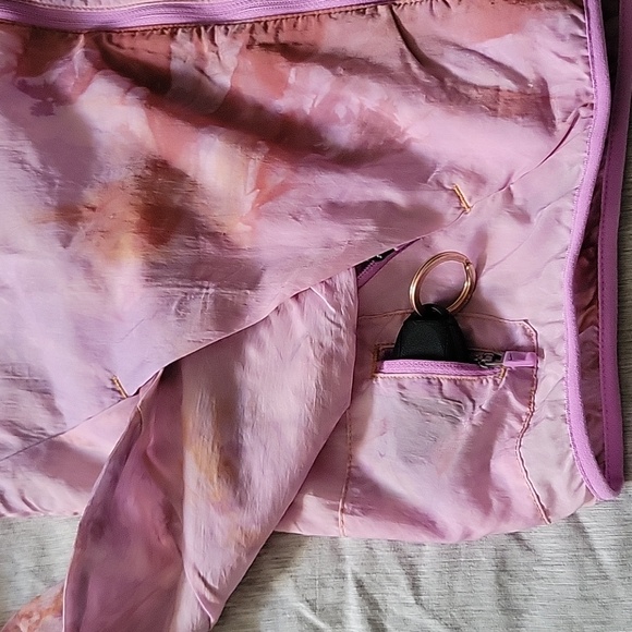 NWOT Nike Trail Outdoor Jacket - Picture 4 of 7